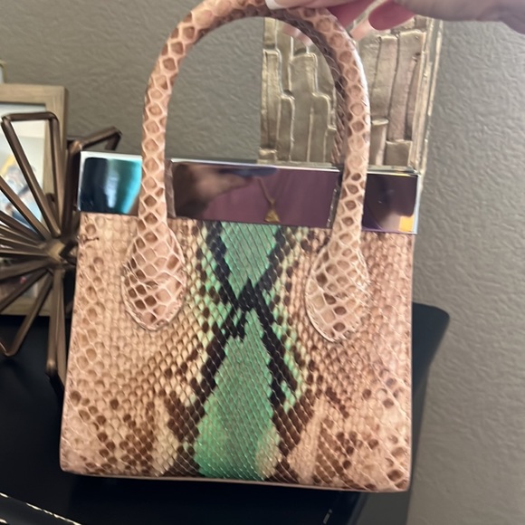 Dee Ocleppo Python Tote with Crossbody Strap - Picture 5 of 8